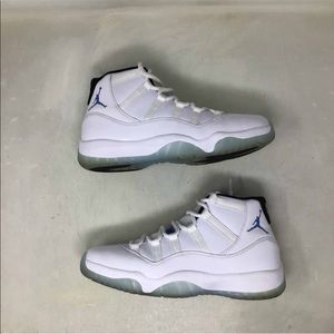 Air Jordan 11 Retro “Legend Blue” size 9.5